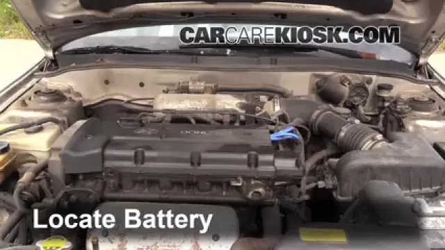 1999 Hyundai Elantra GL 2.0L 4 Cyl. Sedan (4 Door) Batterie Changement